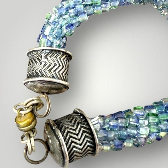 Beaded Bracelet Sterling Silver End Caps Magnetic Clasp Blue Green Seed Beads - Picture 6 of 9